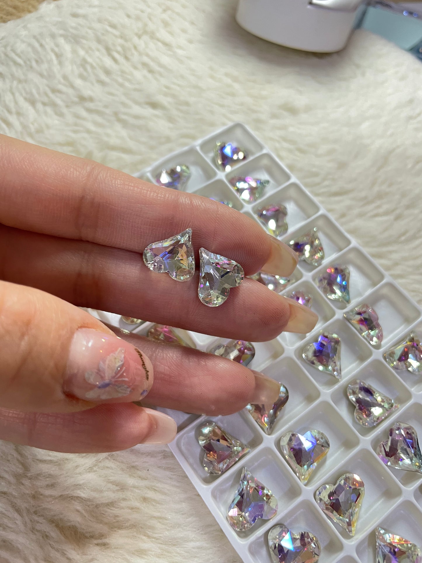 彩白歪心 1.2x1.3cm